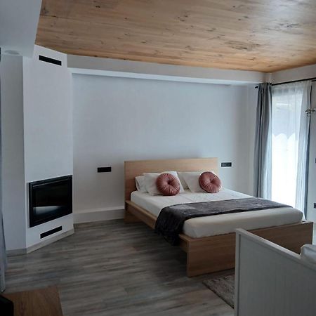 Bibrabe Home Sant Feliu de Guixols Bagian luar foto